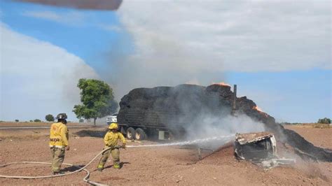 Se incendia tráiler cargado con pacas de maíz en Guasave Luz Noticias