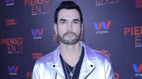 Quién hace la voz de David Zepeda en Pienso en ti Unión CDMX