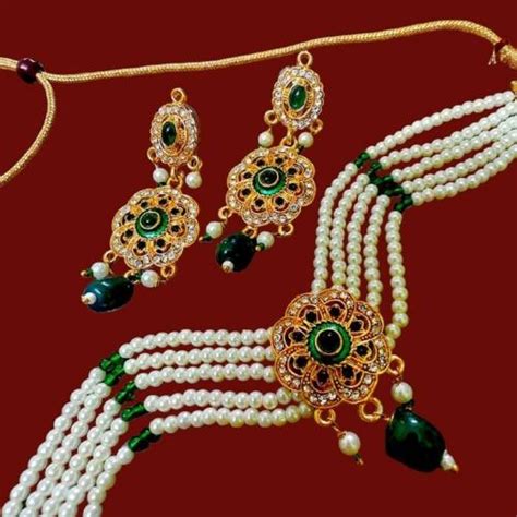 Buy RAJASTHANI GAHANA Alloy Gold Plated Green Jewel Set Pack Of 1