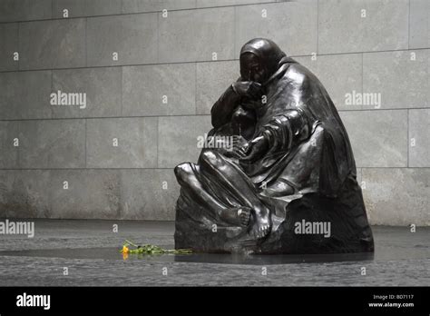 Pieta By Kaethe Kollwitz New Guard House The Mahnmal Memorial To The