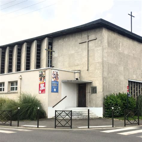 R Novation Glise Paroisse St Jean Marie Vianney Argenteuil