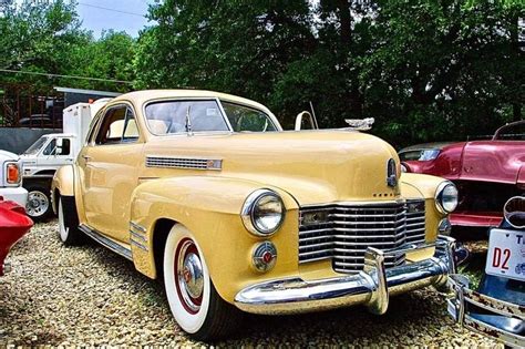 Pin By Patrick Cusack On Classic Cars Antique Cars Cadillac Cars