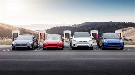 Tesla Introvabili Fino Al 2023 Cosa Sta Succedendo