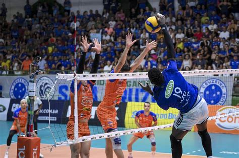 Sada Cruzeiro é superado pelo Farma Conde no tie break Melhor do Vôlei