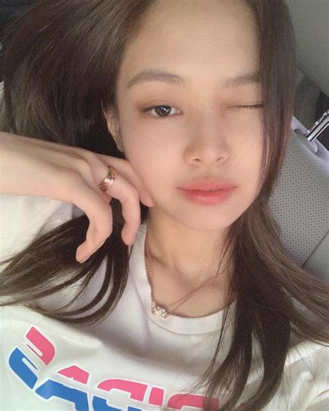 Blackpink Jennie Instagram And Insta Story Update March 2 2019