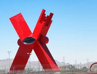 travelin man   la equis monumento ciudades ciudad juarez