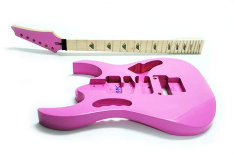 Kit Diy Guitarra Electrica Jem De Tilo Rosa Clandestine Guitars