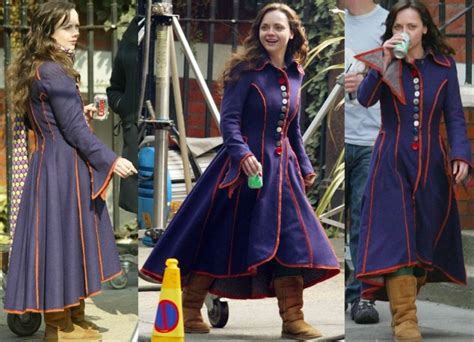 I Love This Movie And Her Coat Penelope Movie Beautiful Outfits