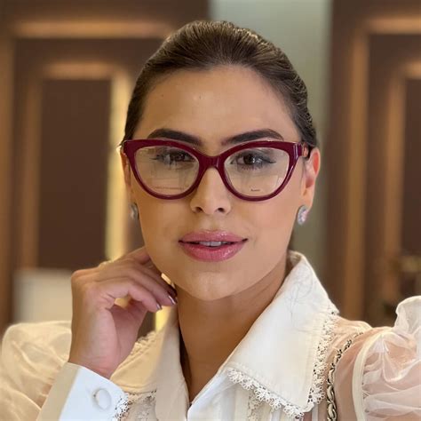 oculos de grau retangular carolina herrera ch0012 nude Busca na Ótica