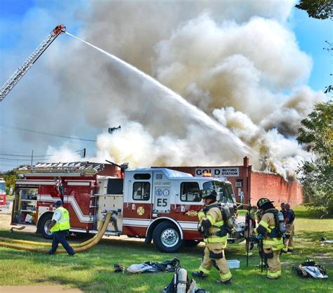 Photo Of The Week Rocky Mount Nc Firefighters Battle Fire At