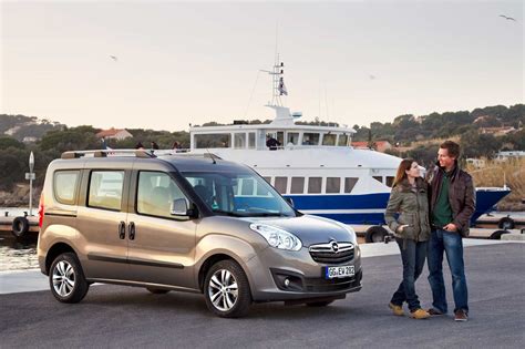 Fiche Technique Opel Combo Tour 1 6 CDTI 105 2018