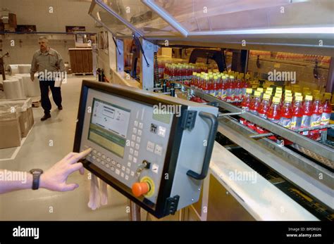 Usine De Coca Cola Banque D Image Et Photos Alamy