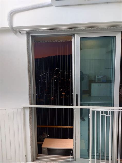 Stainless Steel Silver Balcony Vertical Invisible Grill Grade