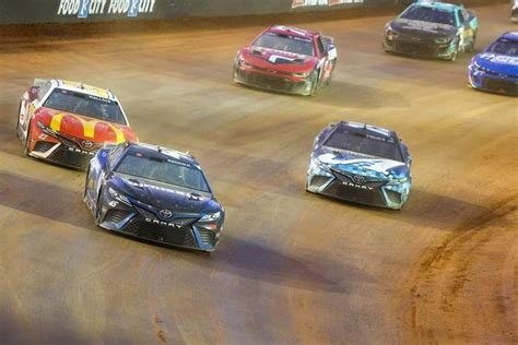 Concrete Plans Dirt Race Wont Return To Bristol In 24 Articles