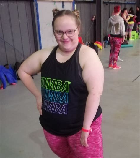 Meet Hannah The Uk S First Qualified Zumba Instructor With Down S Syndrome Downs Syndrome