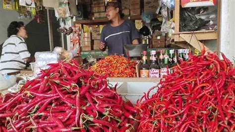 Akibat Dampak Kemarau Panjang Harga Cabai Rawit Di Kota Blitar Tembus