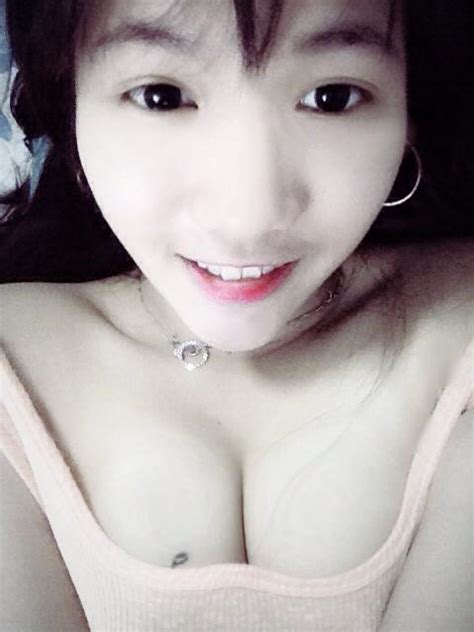 Dang Nguyen Van Anh Nude Pics Page 3