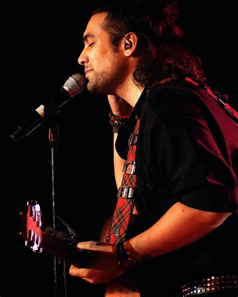 Jubin Nautiyal Wallpapers Top Free Jubin Nautiyal Backgrounds Wallpaperaccess