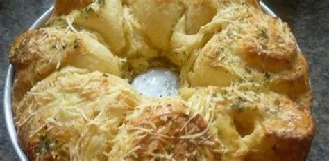 A MELHOR ROSCA DE QUEIJO PARMESÃOHUMMM DELICIOSA VEJA A RECEITA