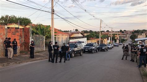 Cinco homens são detidos após roubo a casa de vereador em Unaí