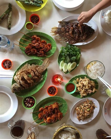 20 Tempat Makan Di Depok Yang Enak Dan Wajib Dicoba