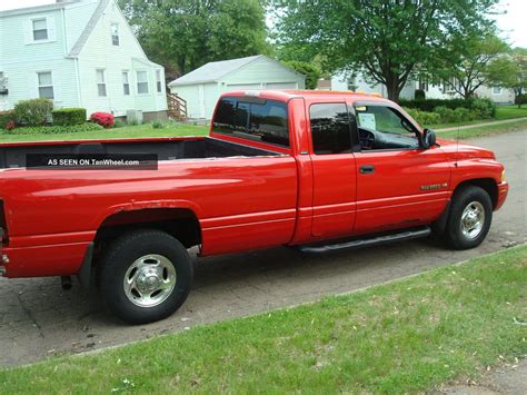 2001 Dodge Ram 2500 Extended Cab 4dr