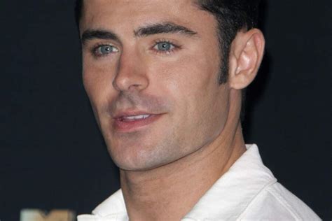 Zac Efron Découvrez Son évolution Physique En Images Voici