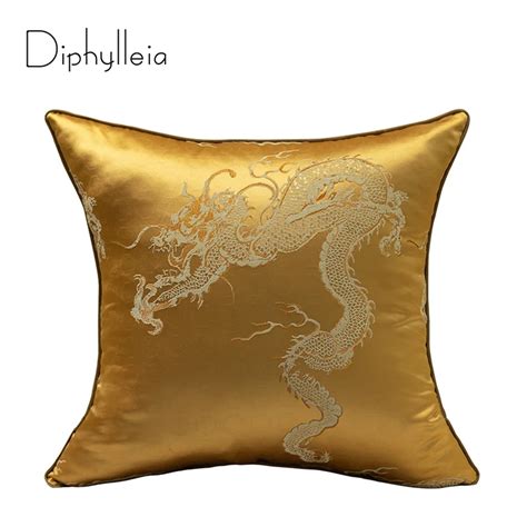 Diphylleia Silk Cushion Cover Chinese Traditional Dragon Jacquard