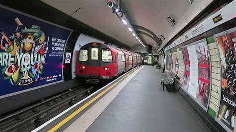 London Underground Northern Line 1995 Stock Trains At Goodge Street 27