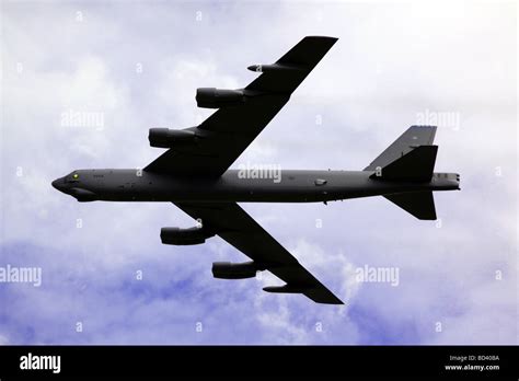 US Air Force Boeing B 52 Stratofortress In Flight Stock Photo Alamy