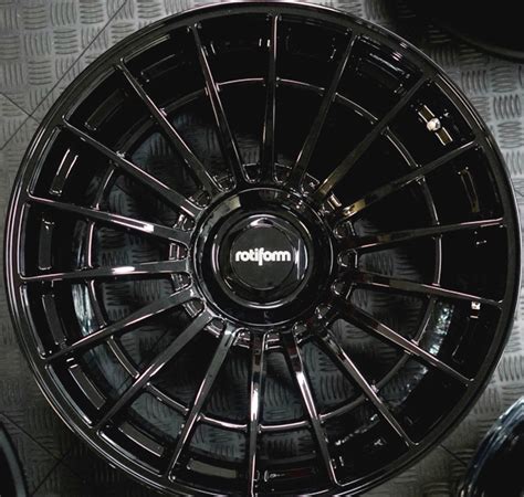 Rotiform Las R Forged Gloss Black