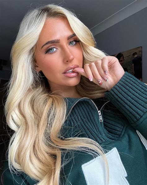 Anyone Know Her Insta R Hot Chavs