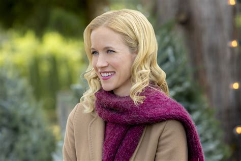 Jessy Schram as Maggie Baker on Road to Christmas | Hallmark Channel