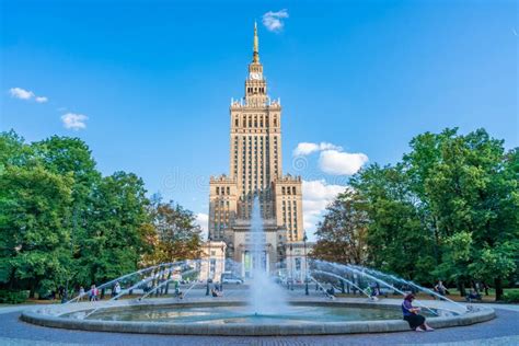 Palace of Culture and Science, Warsaw, Poland Editorial Photography - Image of outdoors, garden ...