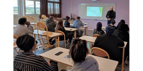 Behren lès Forbach Les parents accueillis au collège Robert Schuman