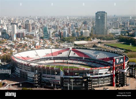 El Estadio Del Equipo De Fútbol De River Plate Buenos Aires Argentina Fotografía De Stock