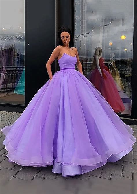 Longfloor Length Sweetheart Organza Ball Gown Prom Dress With Bandage