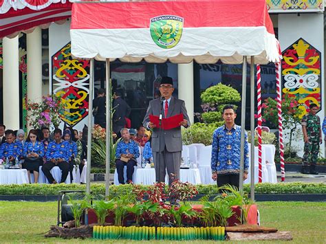 Baca Teks Pembukaan Uud Media Center Kota Palangka Raya