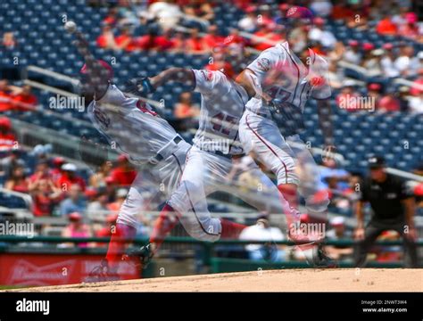 Washington Dc August Washington Nationals Starting Pitcher Gio