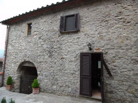 Casa Di Paese In Vendita In LA ROCCA S N C Borgo A Mozzano Idealista