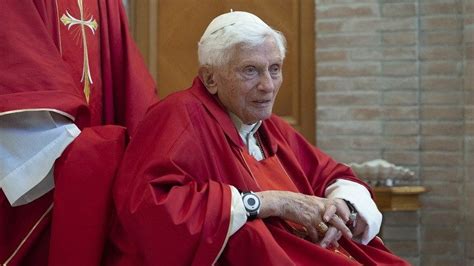 Pope Emeritus Benedict XVI turns 95 on Holy Saturday - Vatican News