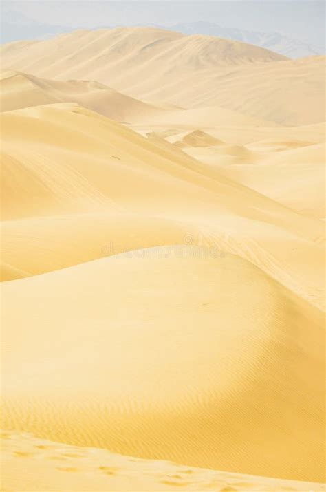 Sand Dunes of Atacama Desert, Near Huacachina in Ica Region, Peru Stock ...