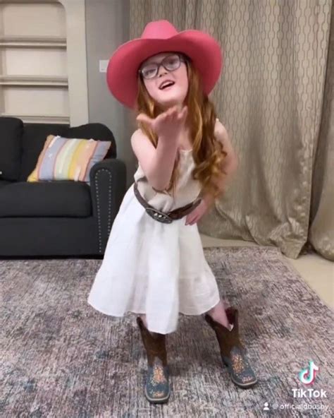 Pin Em Outdaughtered