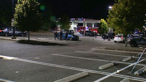 5 Injured In Shooting At Community Outreach Event In Seattle Police