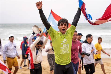 Lucia Cosoleto And Max Torres Crowned Sup Surfing World Champions At 2023