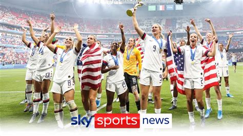 Us Soccer Announces Historic Equal Pay Deal With Men S And Women S