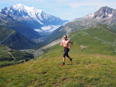 Trailrunning In Chamonix Stock Photo By Sinesp 106514894