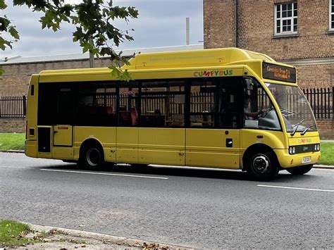 Cumfybus Aintree Here Was Cumfybus Aintrees M810 Optare S Flickr