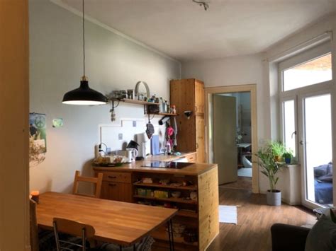 Schöne Wohnung im Kreuzviertel mit Balkon und Gemeinschaftsgarten