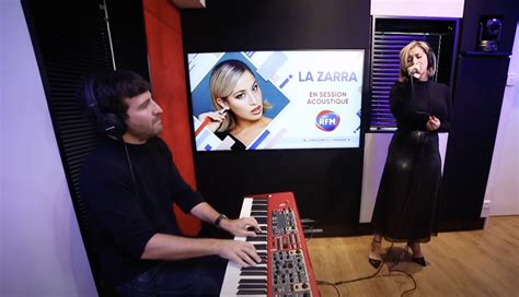 La Zarra D Couvrez Son Single Tu T En Iras En Live Sur Rfm